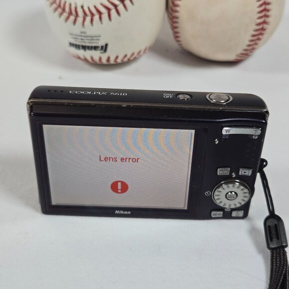 Nikon Coolpix S610 10 MP Digital Camera With 4x Zoom PARTS REPAIR ONLY - Picture 8 of 9